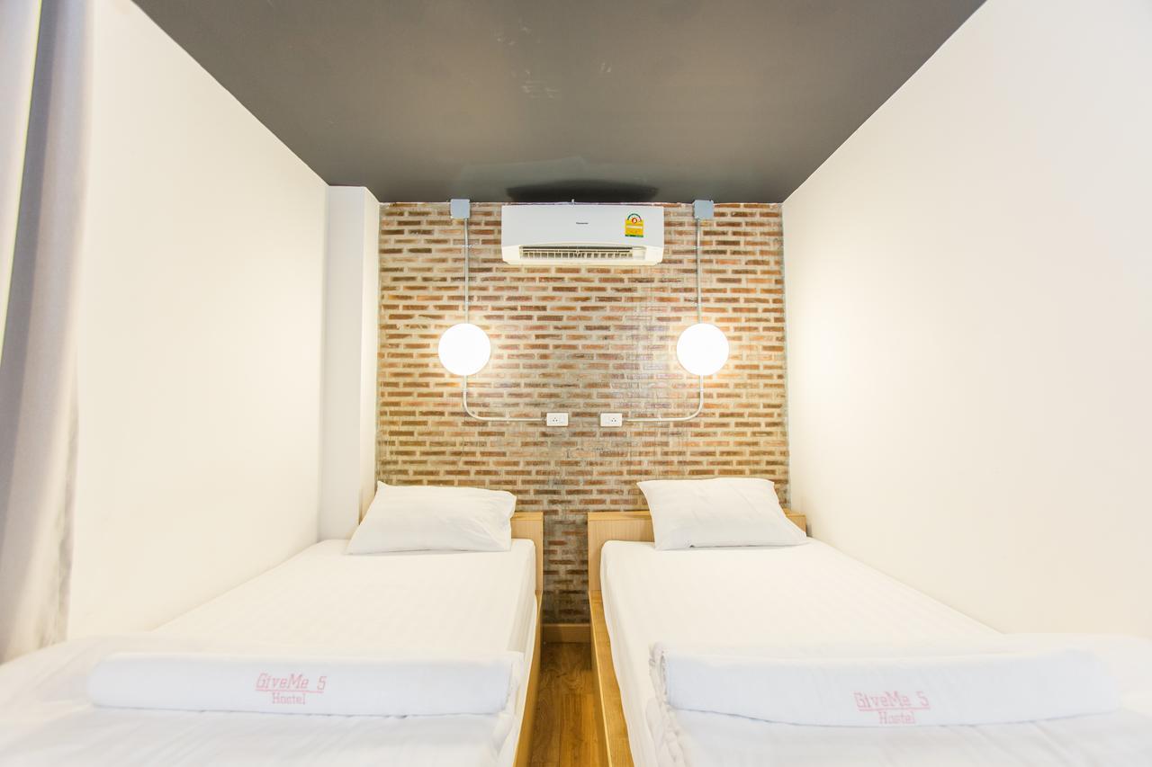 Give Me 5 Hostel Chiang Mai Buitenkant foto